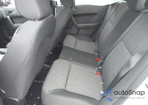 2010 Ford Focus Se из США, поврежденный, VIN 1FAHP3FN1AW220531